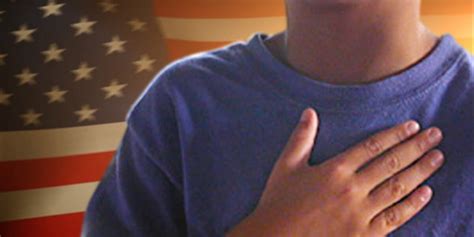 9th grader sues over Pledge of Allegiance confrontation